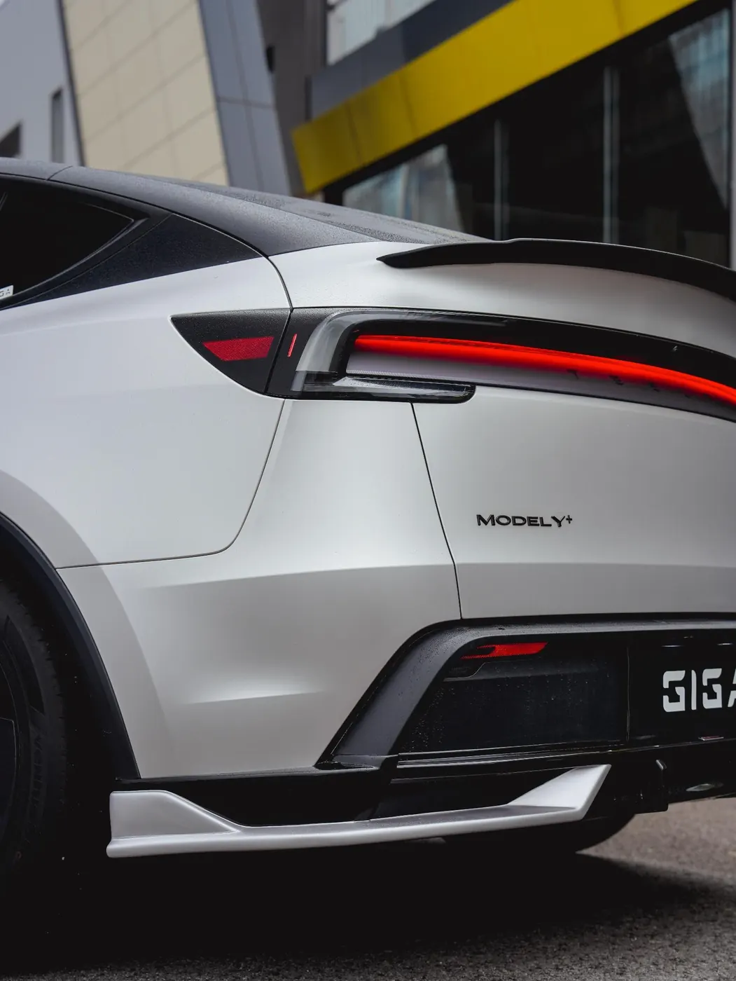 ดิฟฟิวเซอร์ท้าย REV-STANCE สำหรับ Tesla Model Y
