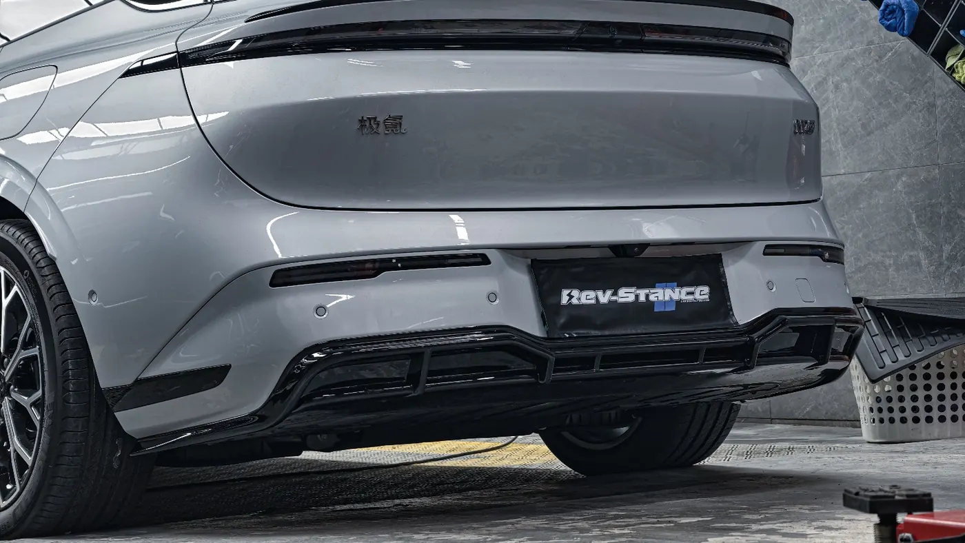 ดิฟฟิวเซอร์ท้าย REV-STANCE สำหรับ Zeekr 007GT